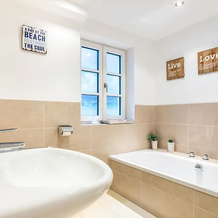 Апартаменты Oceanhouse Strandjuwel App 1 *